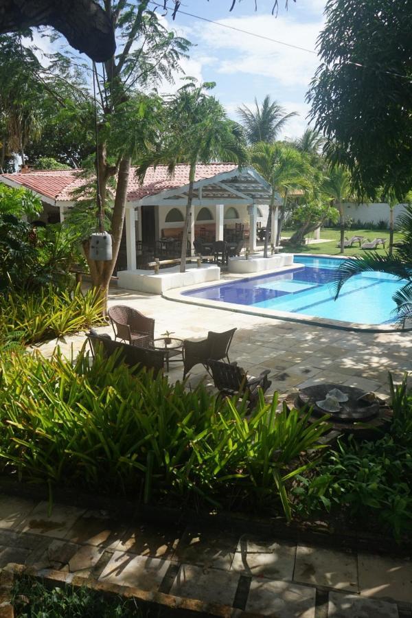 Pousada Wind Paracuru Bed & Breakfast Bagian luar foto