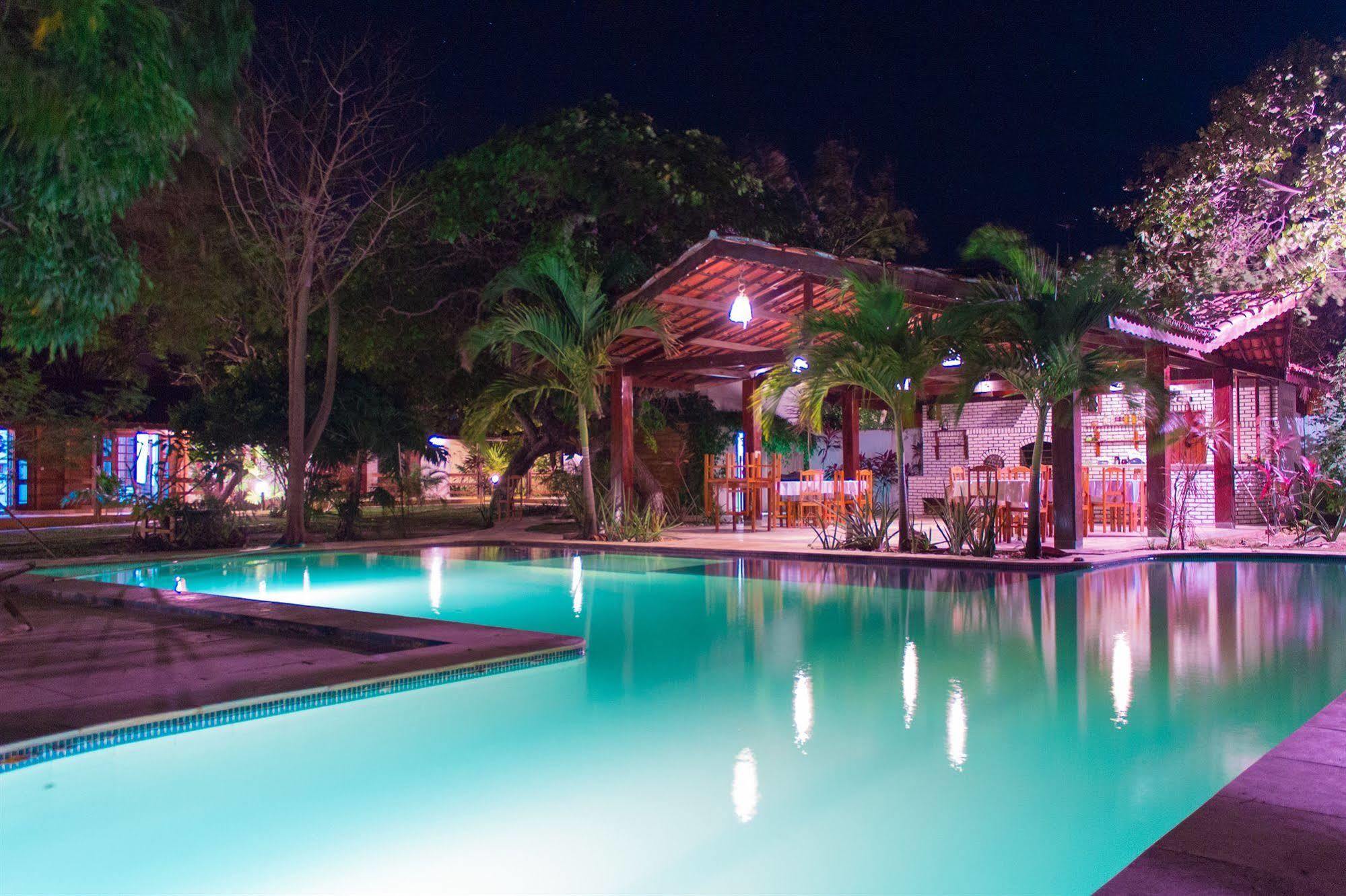Pousada Wind Paracuru Bed & Breakfast Bagian luar foto